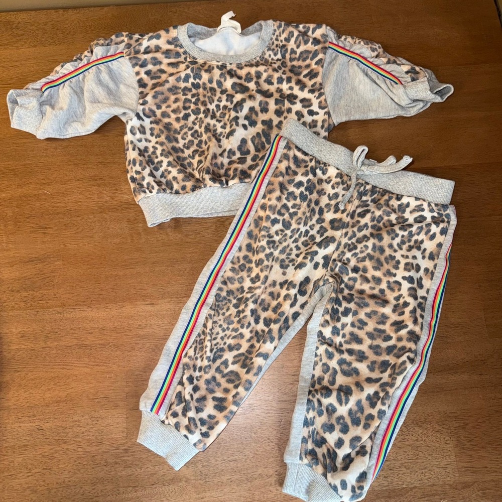 Hannah Banana Girls 2T Leopard Print Rainbow Stripe Sweatshirt Jogger Set Grey